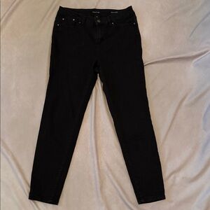 Chic Black Skinny Jeans for Women